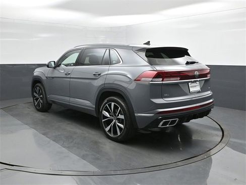 New 2026 Volkswagen Atlas Cross Sport SEL Premium R-Line image 5