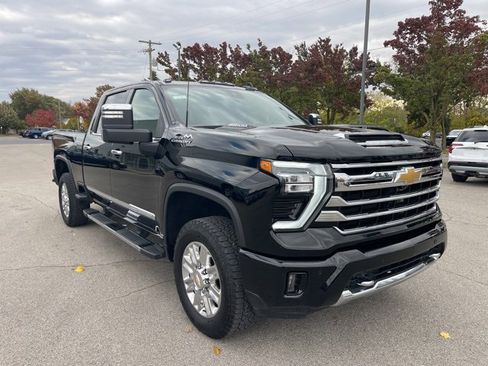 Certified 2024 Chevrolet Silverado 2500 High Country w/ Technology Package image 31