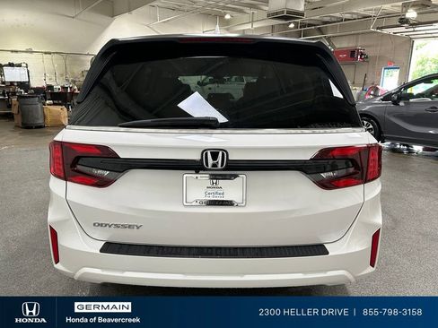 Used 2025 Honda Odyssey EX-L image 7