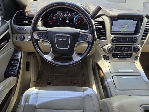 Used 2018 GMC Yukon XL Denali w/ Open Road Package AWD/4WD image 21