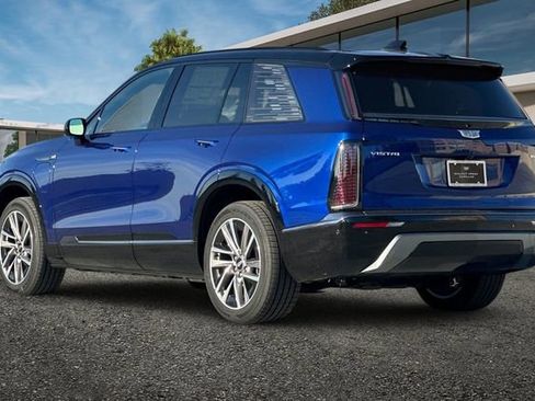 New 2026 Cadillac Vistiq Sport image 6
