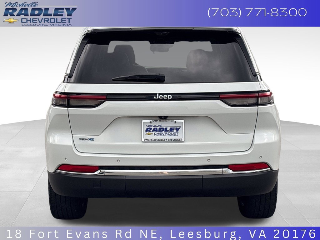 Used 2023 Jeep Grand Cherokee 4WD 4xe w/ Luxury Tech Group II image 4