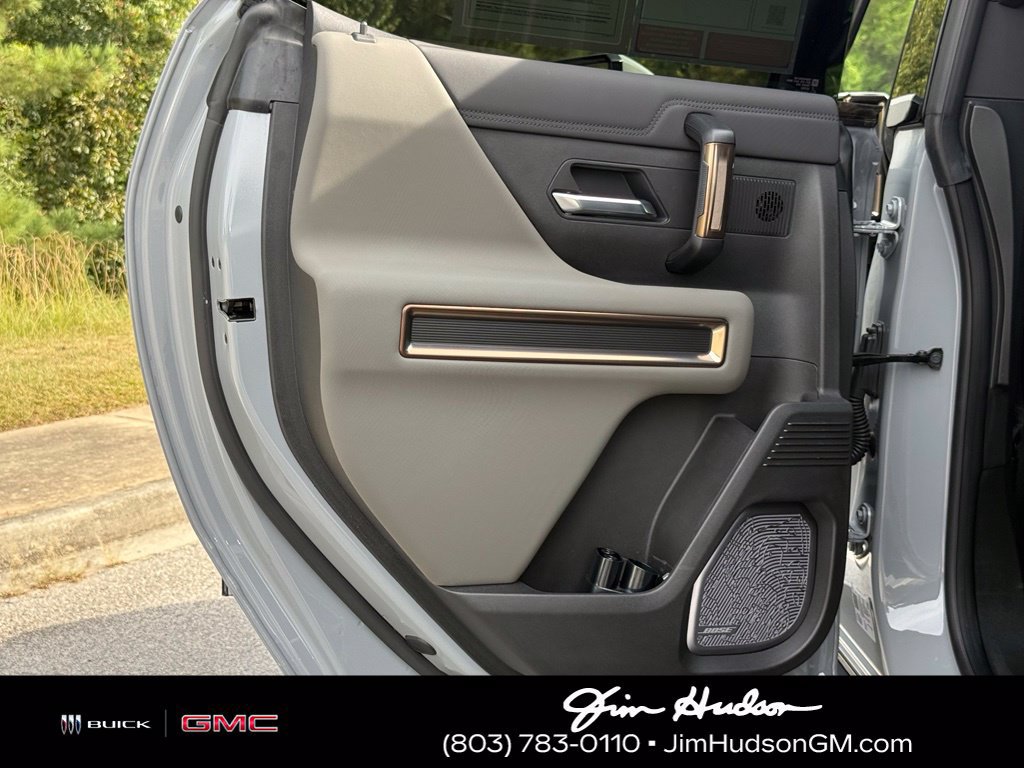Certified 2025 GMC Hummer EV 3X AWD/4WD image 26