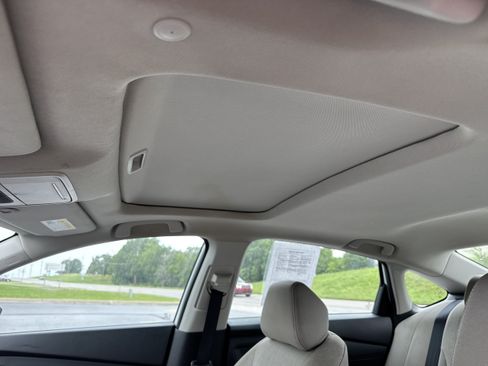 Used 2024 Honda Accord EX image 5