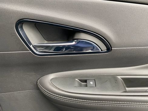 Used 2022 Buick Encore Preferred image 14