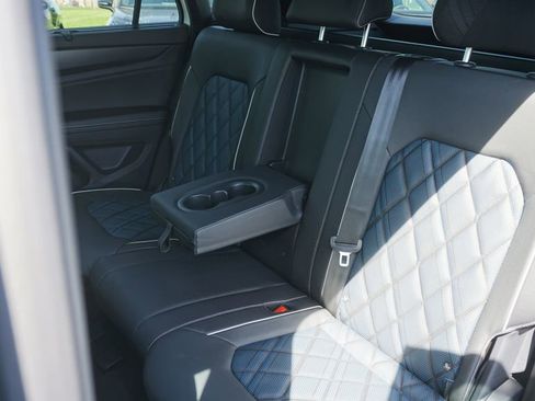 New 2026 Volkswagen Atlas Cross Sport SEL Premium R-Line AWD/4WD image 11