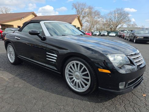 Used 2005 Chrysler Crossfire SRT-6 RWD image 18