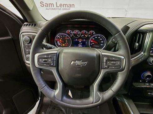Used 2022 Chevrolet Silverado 1500 RST image 11
