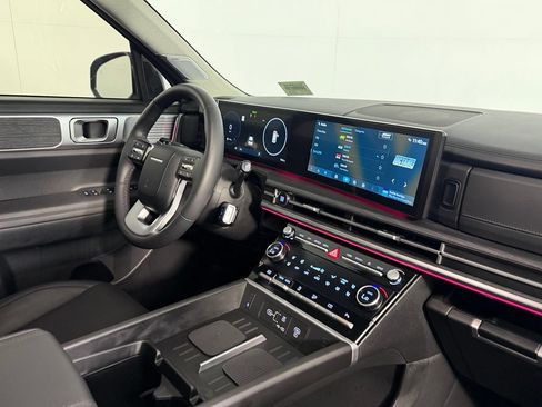 Used 2026 Hyundai Santa Fe Limited FWD image 15