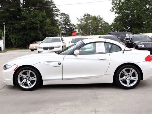 Used 2010 BMW Z4 sDrive35i RWD image 7