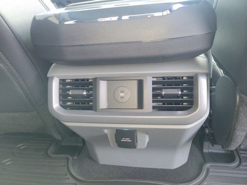 New 2025 Ford F150 Lariat w/ Equipment Group 501A Mid image 37