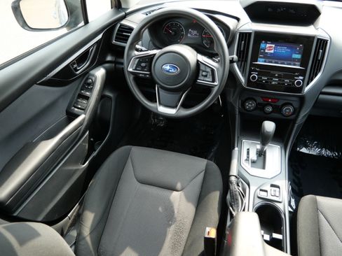 Used 2019 Subaru Impreza 2.0i Premium AWD/4WD image 9