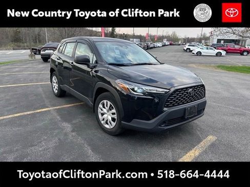 Used 2023 Toyota Corolla Cross L image 1