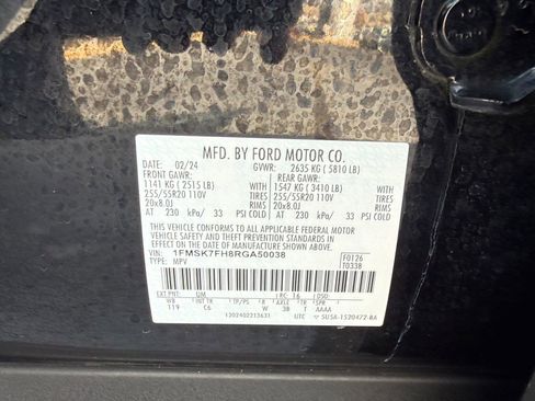 Used 2024 Ford Explorer Limited image 20