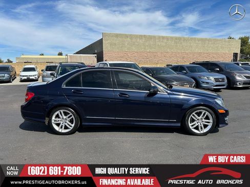 Used 2014 Mercedes-Benz C 250 Sport image 5