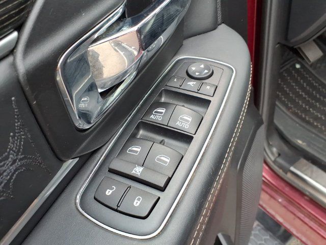 Used 2017 RAM 1500 Limited AWD/4WD image 19