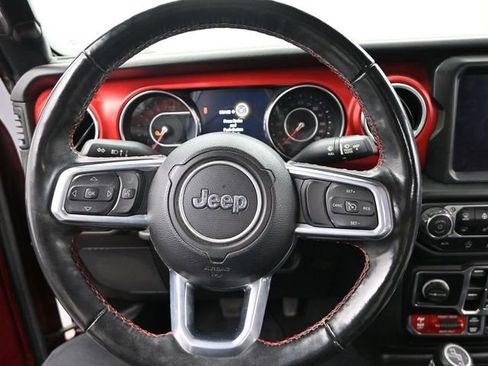 Used 2021 Jeep Gladiator Rubicon image 12