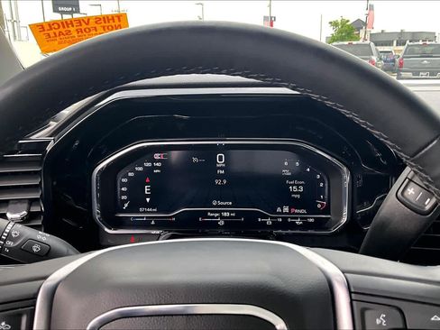 Used 2025 GMC Sierra 1500 SLT AWD/4WD image 26