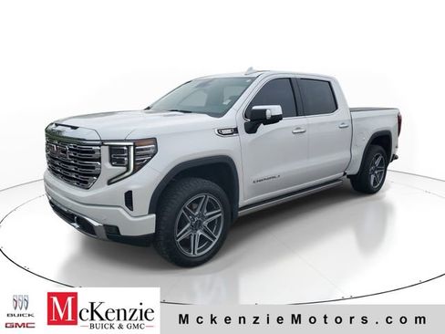 Used 2023 GMC Sierra 1500 Denali w/ Denali Reserve Package AWD/4WD image 2