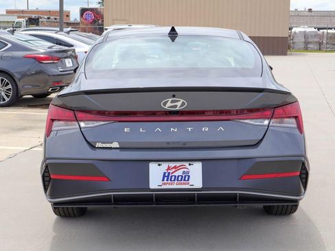 New 2026 Hyundai Elantra SEL Sport Premium FWD image 30