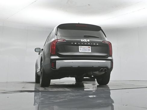 Used 2024 Kia Telluride S FWD image 55