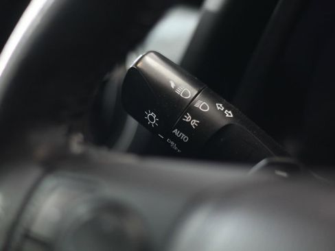 Used 2019 Toyota Corolla SE FWD image 14