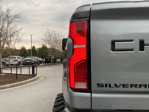 Used 2025 Chevrolet Silverado 2500 LTZ w/ Trail Boss Package image 51