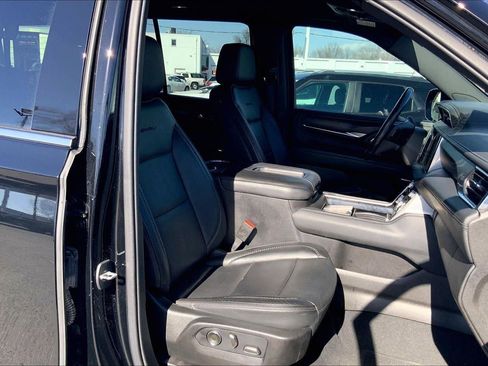 Used 2021 GMC Yukon Denali image 7