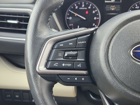 Used 2023 Subaru Ascent Limited w/ Technology Package image 32