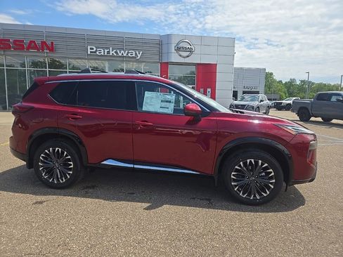 New 2026 Nissan Rogue Platinum AWD/4WD image 8