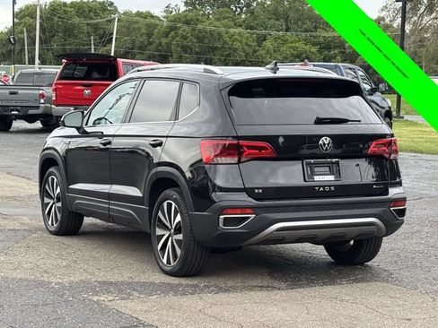 Used 2022 Volkswagen Taos SE AWD/4WD image 2