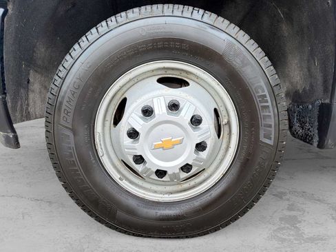 Used 2024 Chevrolet Silverado 3500 W/T AWD/4WD image 13
