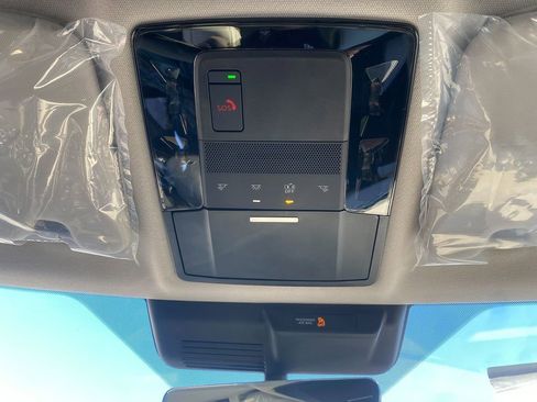 New 2026 Mitsubishi Outlander SE image 23