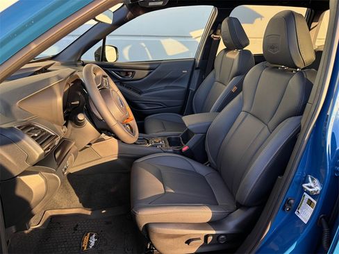 Used 2025 Subaru Forester Wilderness image 9