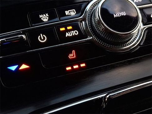 Used 2021 Lincoln Nautilus AWD w/ Equipment Group 101A image 23