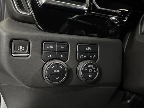 Used 2022 Chevrolet Silverado 1500 LT Trail Boss w/ Protection Package AWD/4WD image 20