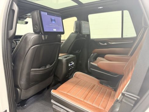 Used 2023 GMC Yukon Denali Ultimate image 29