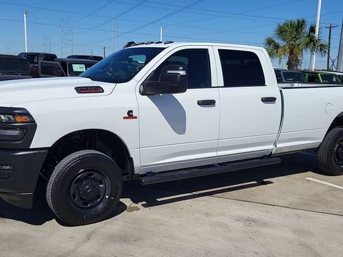 New 2026 RAM 2500 Tradesman AWD/4WD image 4