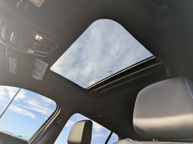 New 2027 Jeep Grand Cherokee Altitude RWD image 23