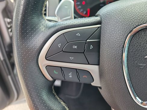 Used 2018 Dodge Durango SRT w/ SRT Interior Appearance Group AWD/4WD image 19