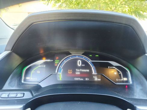 Used 2018 Honda Clarity Plug-In Hybrid image 17