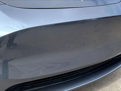 Used 2021 Tesla Model Y Long Range image 28