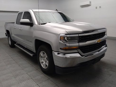 Used 2017 Chevrolet Silverado 1500 LT RWD image 13