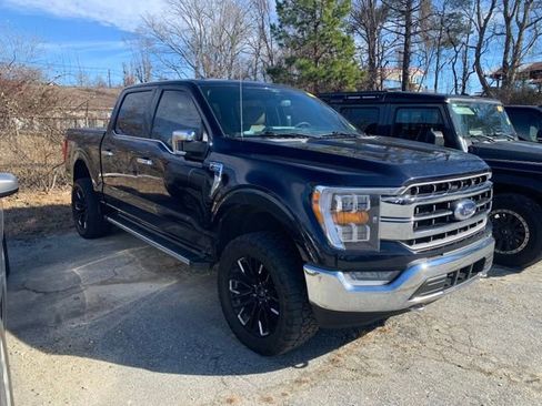 Used 2022 Ford F150 Lariat w/ Max Trailer Tow Package image 2