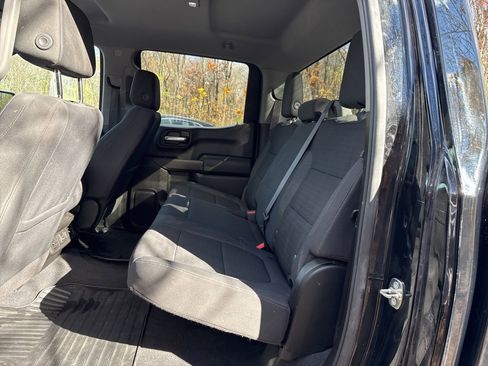 Used 2020 Chevrolet Silverado 1500 LT w/ All-Star Edition image 32