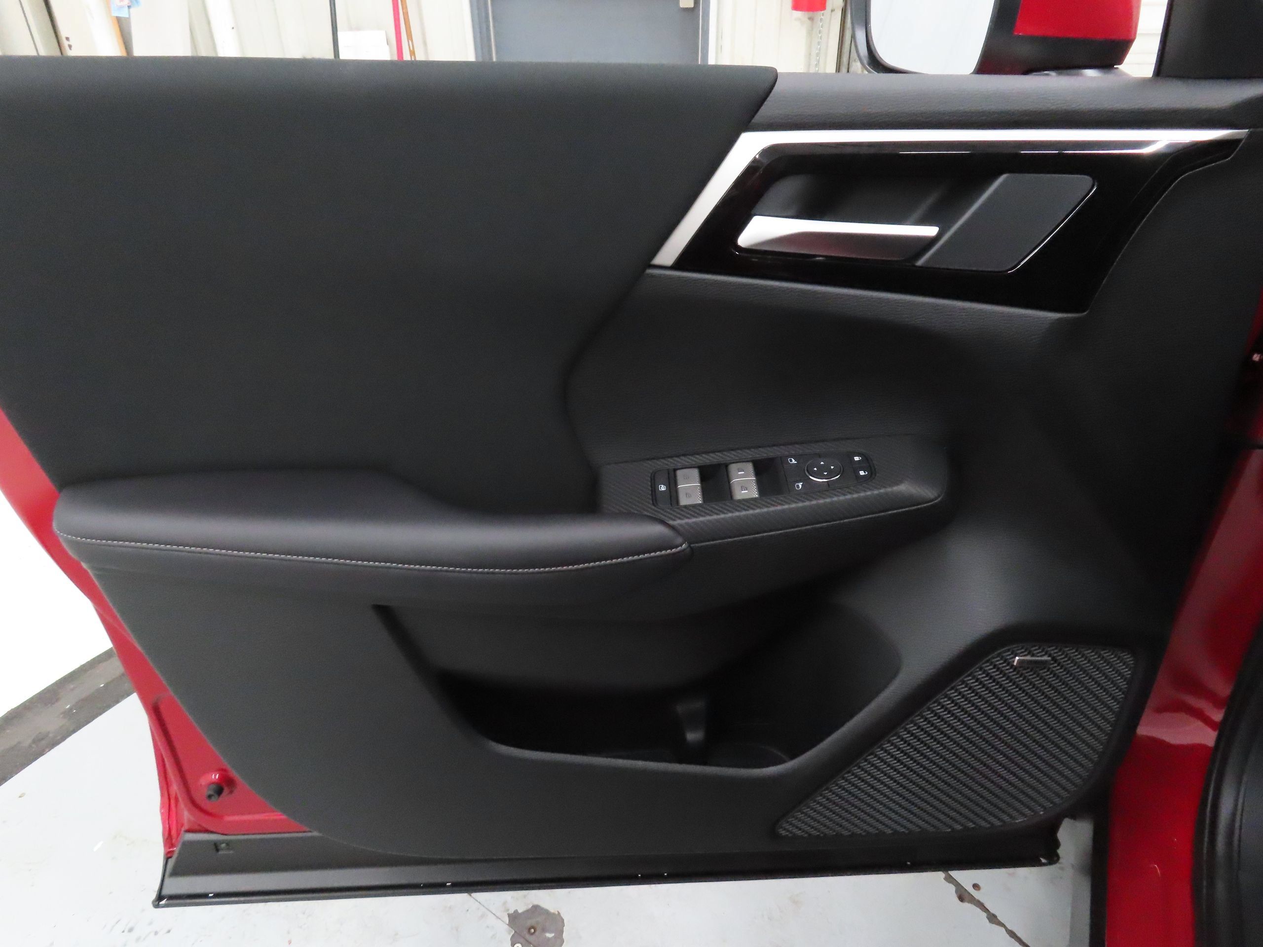 New 2026 Mitsubishi Outlander ES FWD image 10