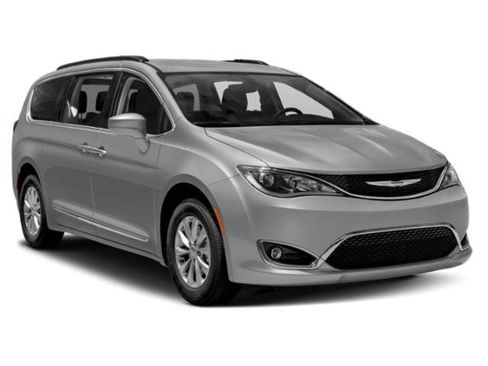 Certified 2018 Chrysler Pacifica Touring Plus FWD image 6