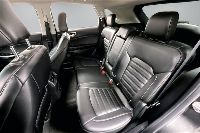 Used 2020 Ford Edge SEL w/ Convenience Package FWD image 20