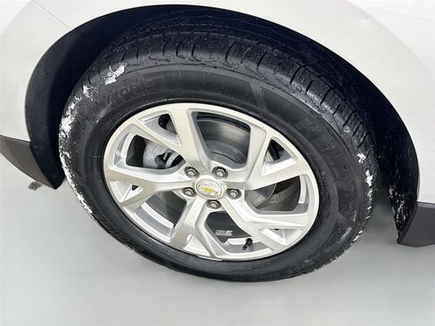 Used 2019 Chevrolet Equinox LT image 31