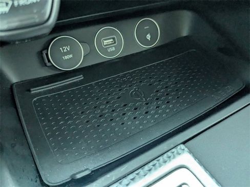 Used 2022 Genesis G70 3.3T w/ Sport Advanced Package image 25